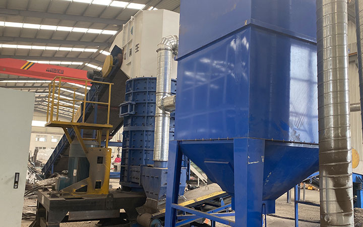 汽車(chē)水箱破碎機(jī)工作原理